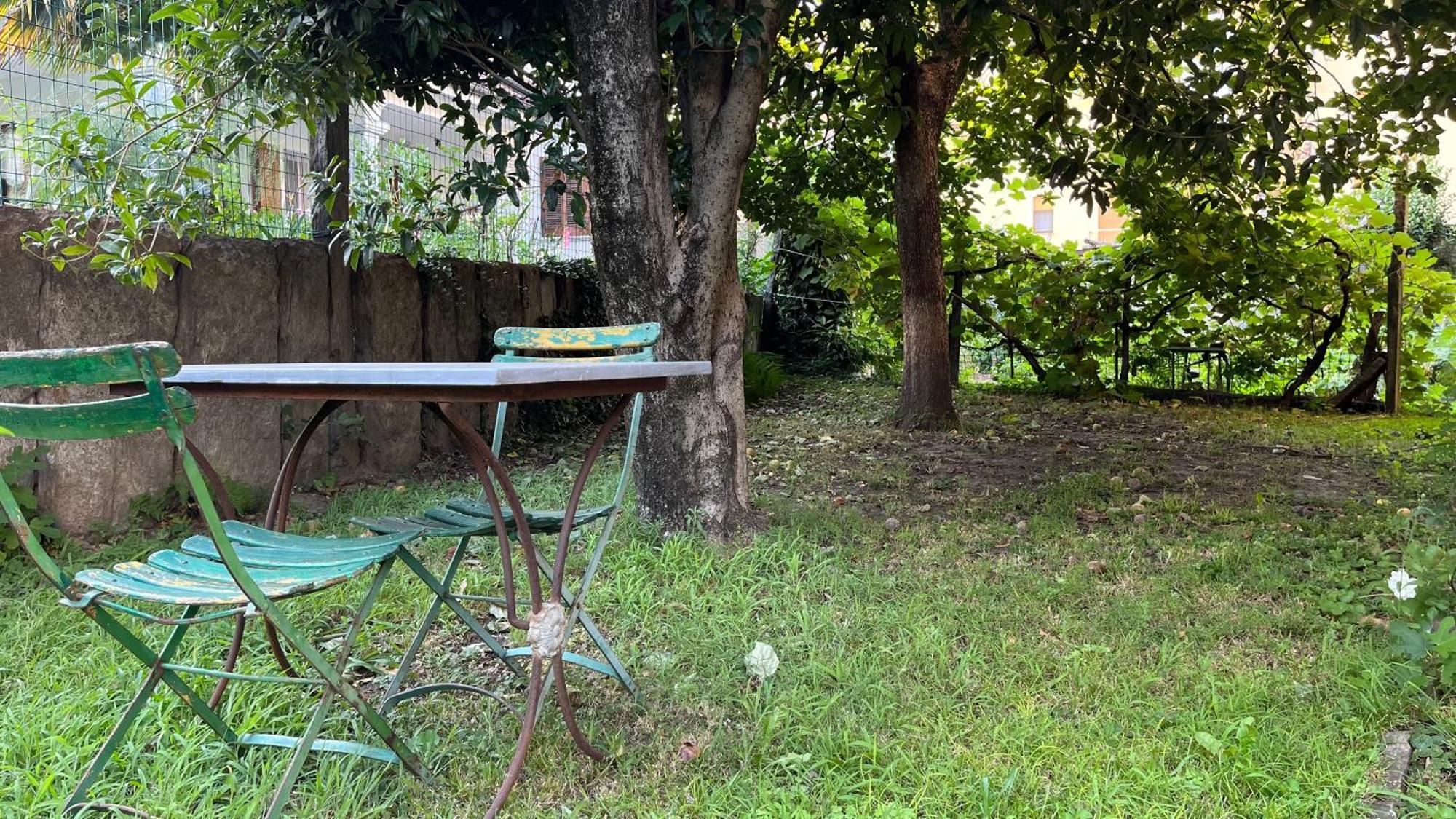 Antica Casa Storica Con Giardino Domodossola Exterior foto